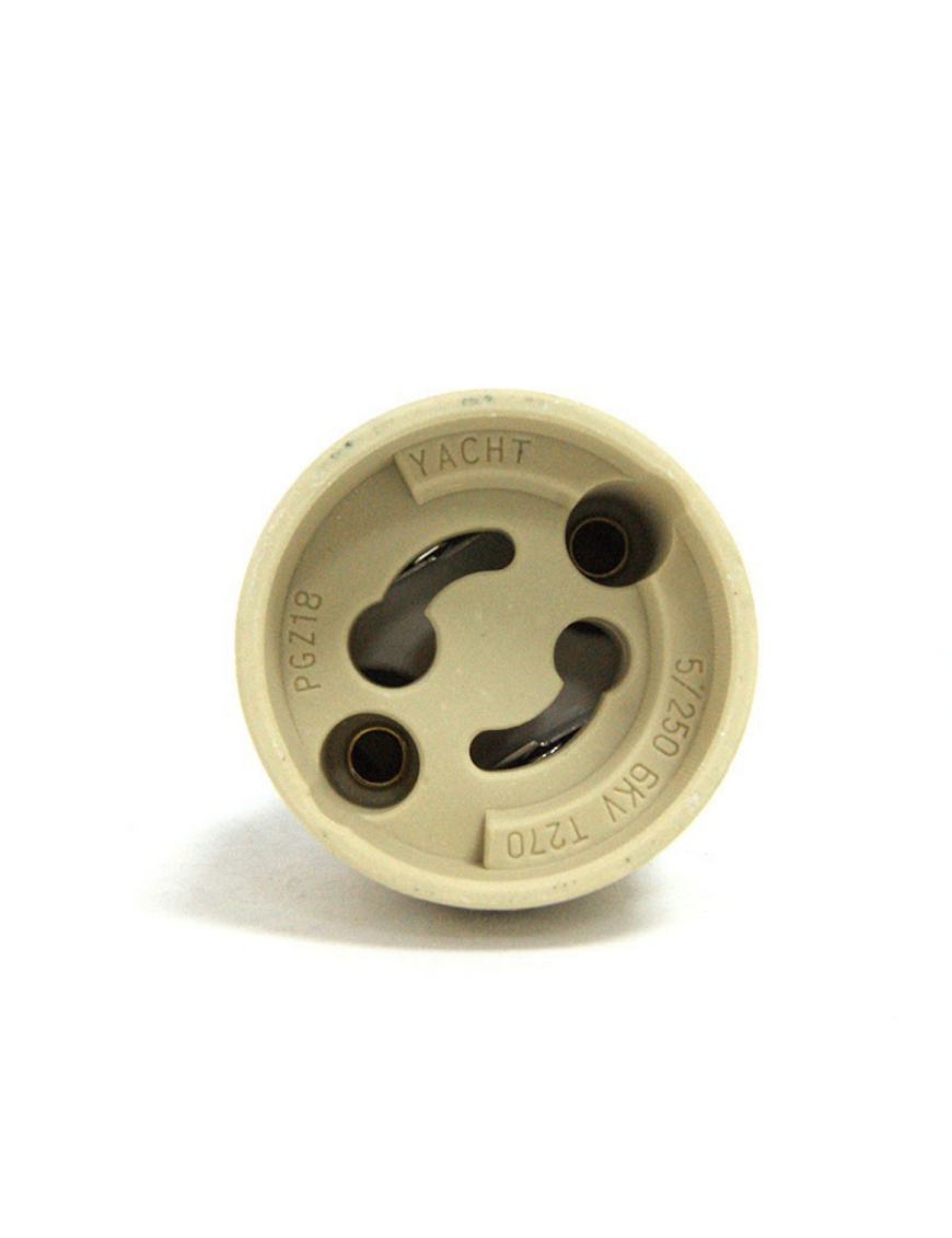 Adattatore Portalampada PGZ18 per CMH